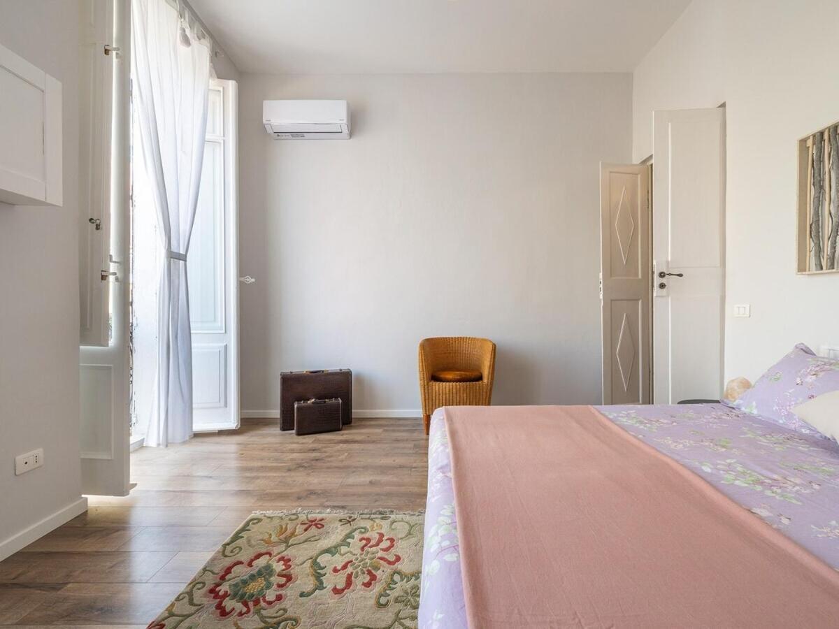Suite Palazzo Ravenna Кальярі Екстер'єр фото